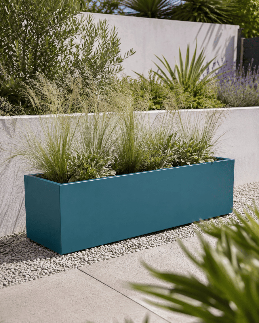 BIndoor planter in a contemporary home office